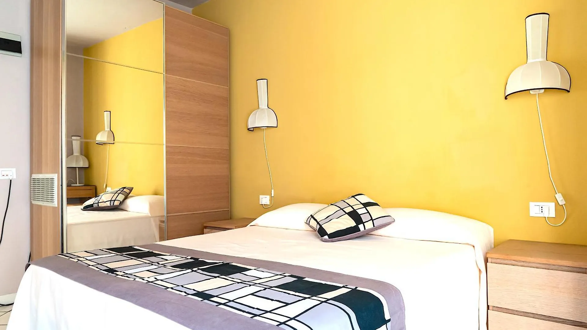 Hotel Trionfal - Fronte Mare - Vicinissimi Al Centro Milano Marittima