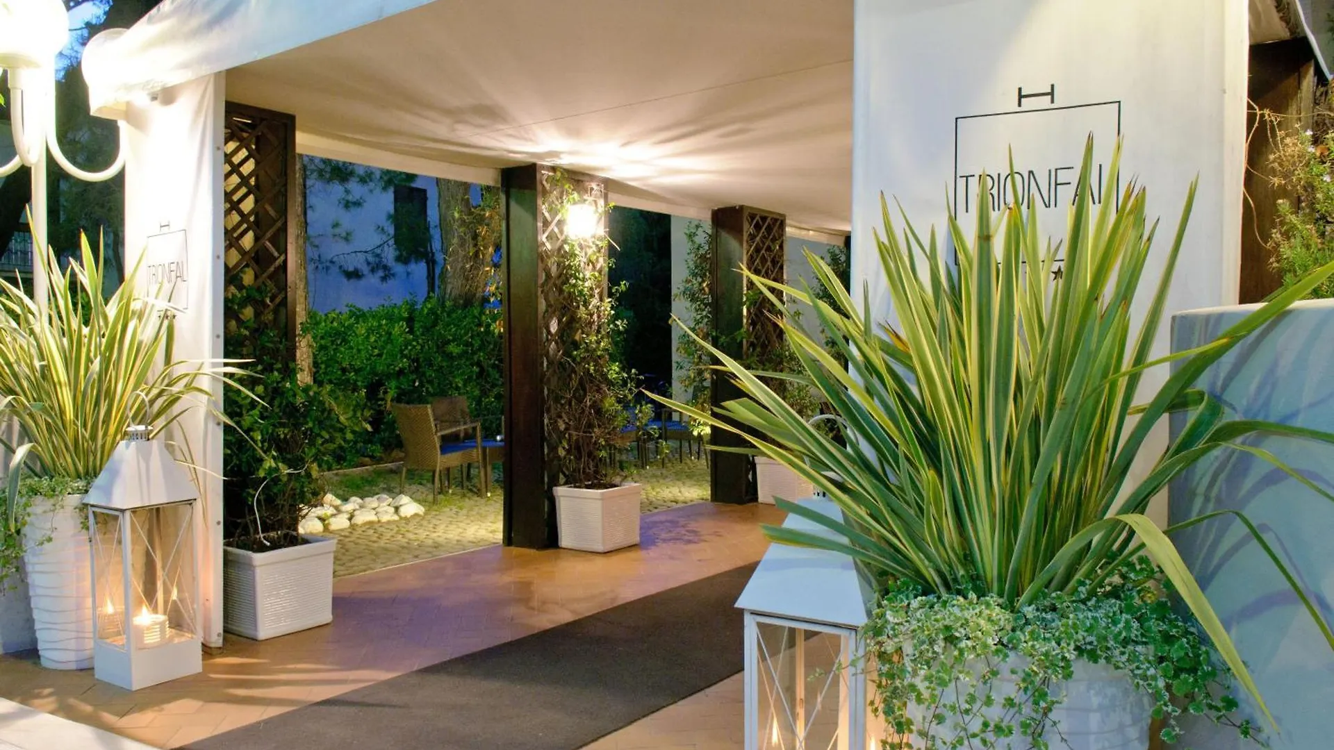 ***  מילאנו מריטימה Hotel Trionfal - Fronte Mare - Vicinissimi Al Centro איטליה